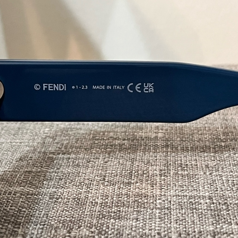 Rectangular Blue Frame Sunglasses with Dark Lenses - image 5